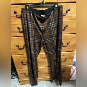 American eagle women’s plaid pants large